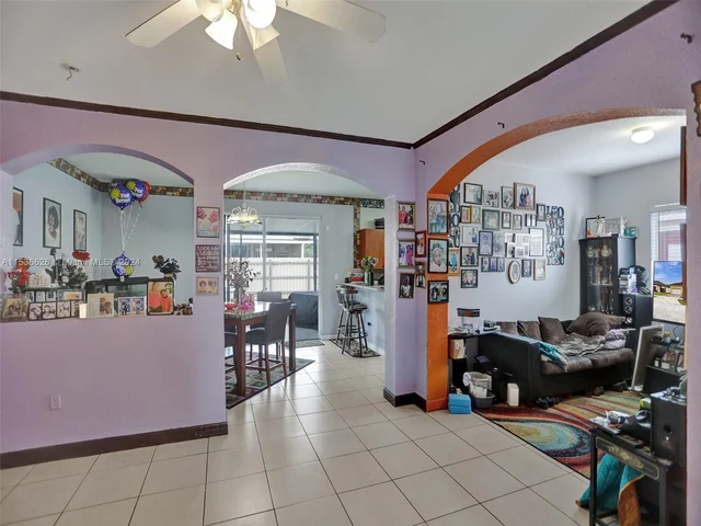 25434 SW 134th Pl, Homestead FL 33032