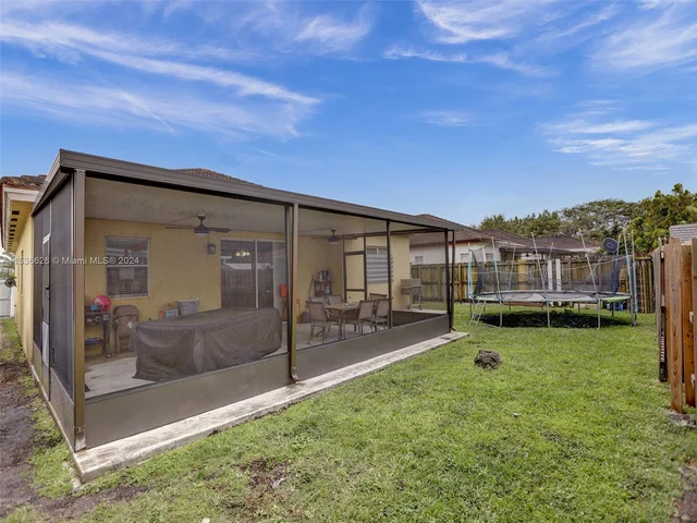 25434 SW 134th Pl, Homestead FL 33032