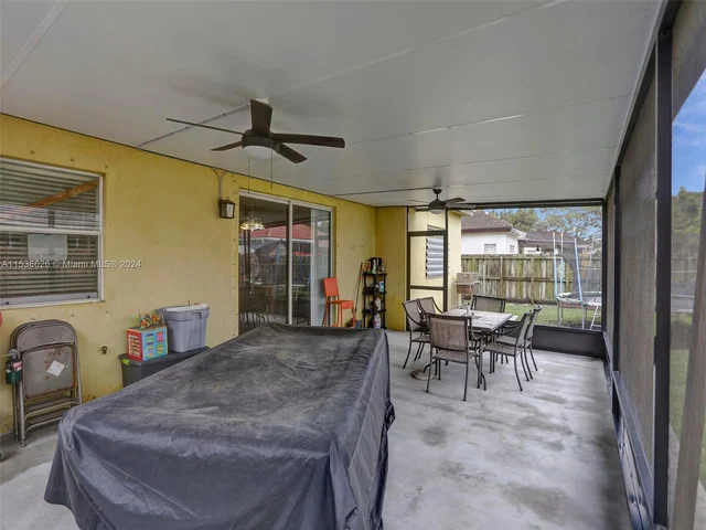 25434 SW 134th Pl, Homestead FL 33032