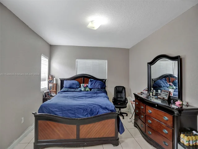 25434 SW 134th Pl, Homestead FL 33032