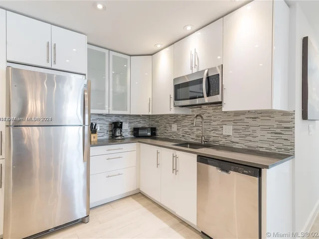 3 Island Ave # 09D, Miami Beach FL 33139