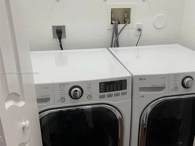 16376 SW 44th Way # 16376, Miami FL 33185