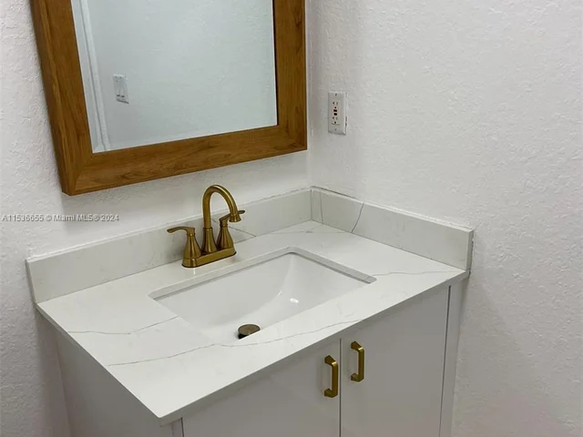 16376 SW 44th Way # 16376, Miami FL 33185