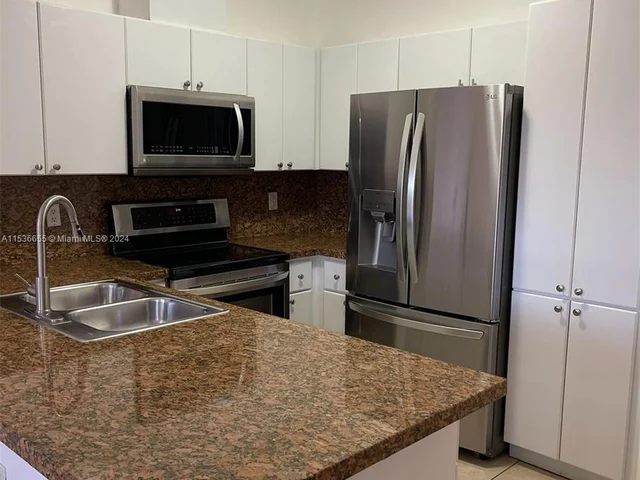 16376 SW 44th Way # 16376, Miami FL 33185