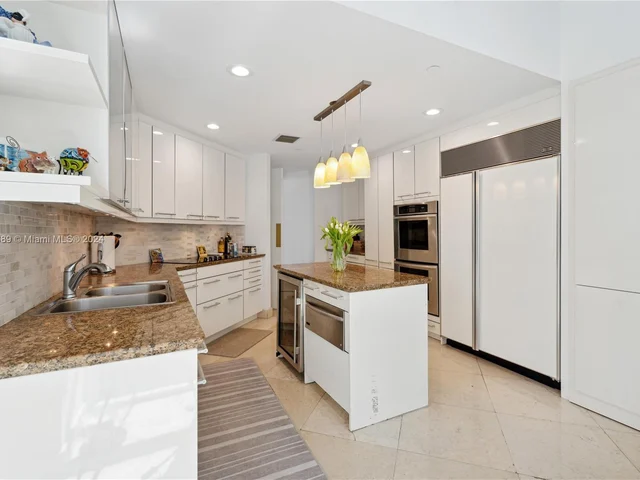 10225 Collins Ave # 904, Bal Harbour FL 33154