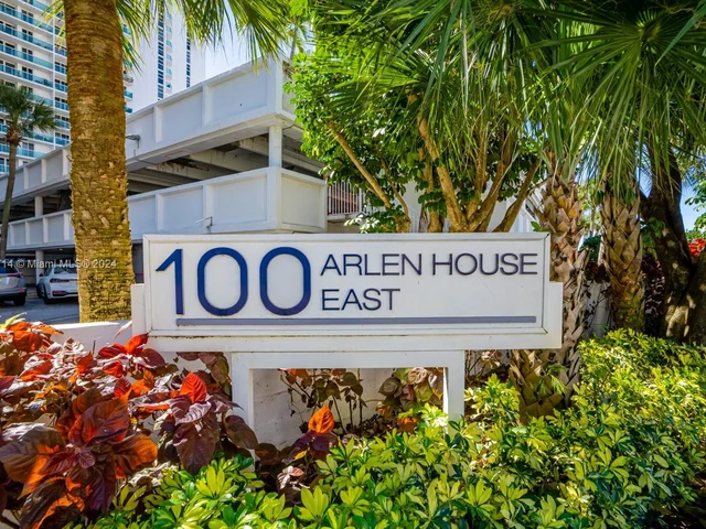 100 Bayview Dr # 917, Sunny Isles Beach FL 33160