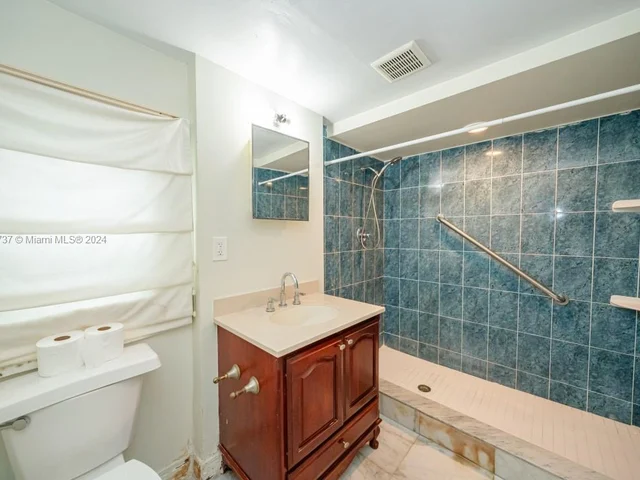 228 SW 14th Ct # 228, Fort Lauderdale FL 33315