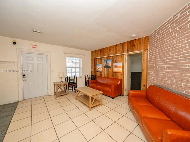 228 SW 14th Ct # 228, Fort Lauderdale FL 33315