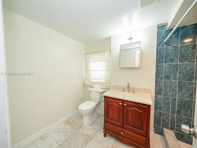 228 SW 14th Ct # 228, Fort Lauderdale FL 33315