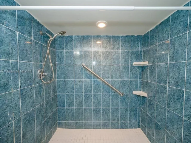 228 SW 14th Ct # 228, Fort Lauderdale FL 33315