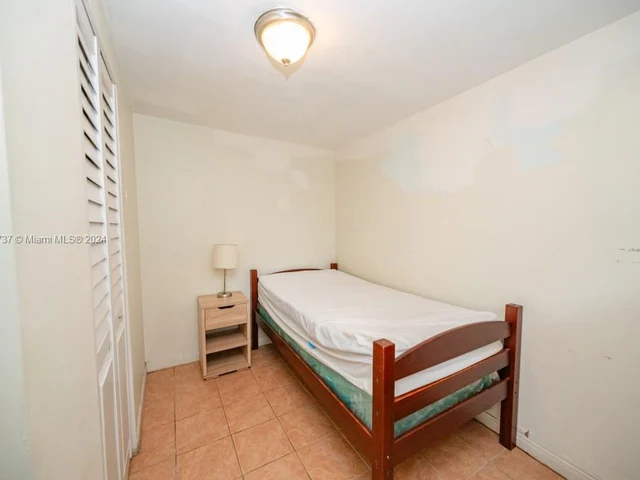 228 SW 14th Ct # 228, Fort Lauderdale FL 33315