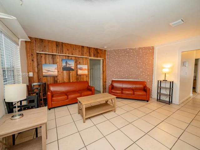 228 SW 14th Ct # 228, Fort Lauderdale FL 33315