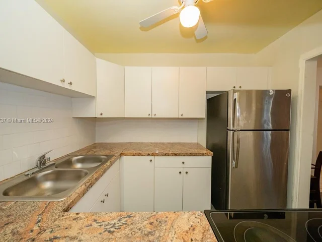 228 SW 14th Ct # 228, Fort Lauderdale FL 33315