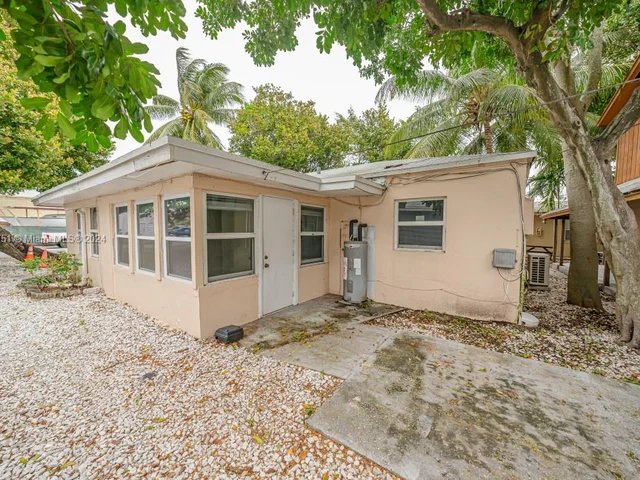 218 SW 14th Ct # 218, Fort Lauderdale FL 33315