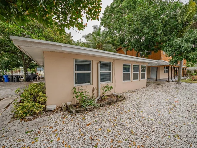 218 SW 14th Ct # 218, Fort Lauderdale FL 33315