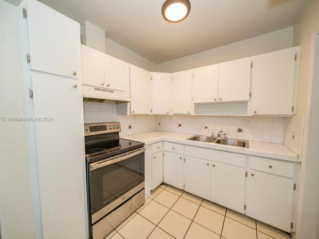 218 SW 14th Ct # 218, Fort Lauderdale FL 33315