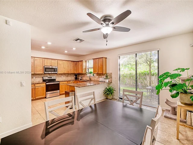 3962 Devenshire Ct, Coconut Creek FL 33073