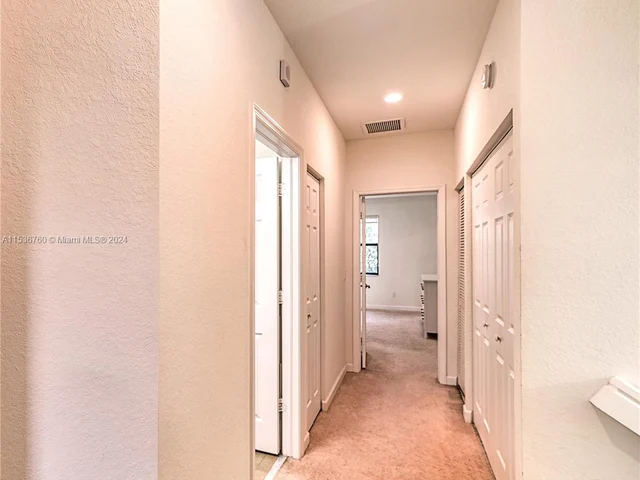 3962 Devenshire Ct, Coconut Creek FL 33073