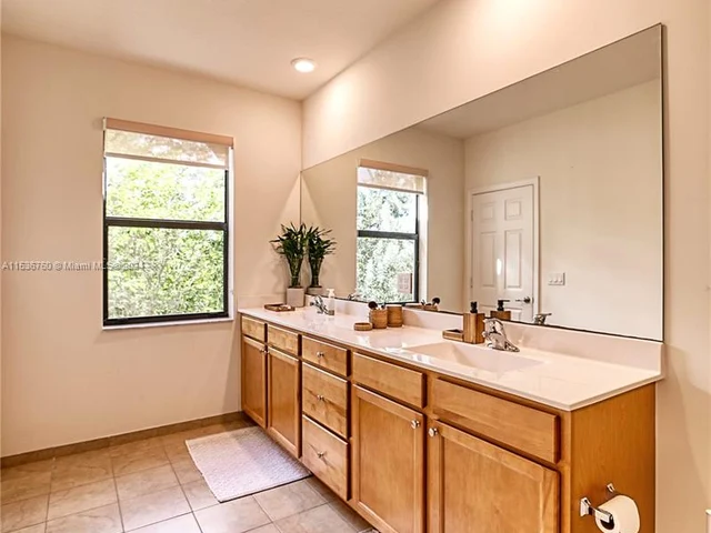 3962 Devenshire Ct, Coconut Creek FL 33073