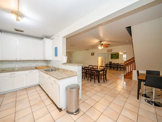 218 SW 14th Ct # 218, Fort Lauderdale FL 33315