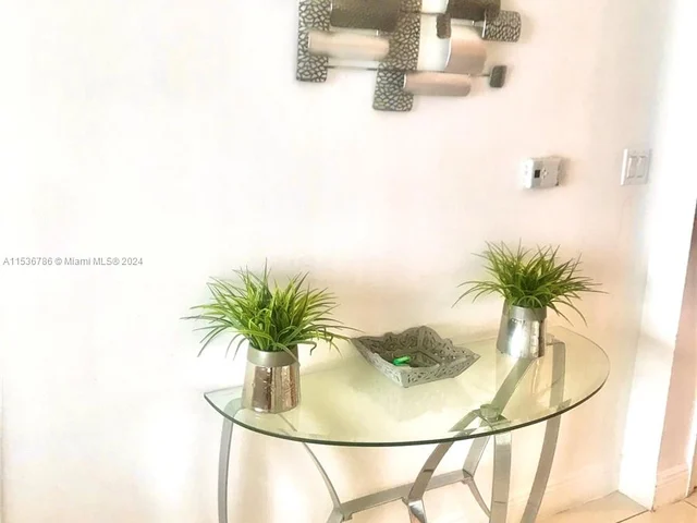 1750 N Bayshore Dr # 3911, Miami FL 33132