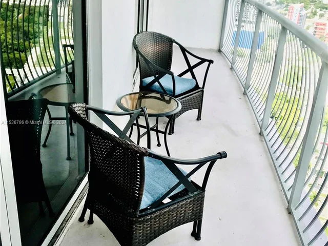 1750 N Bayshore Dr # 3911, Miami FL 33132