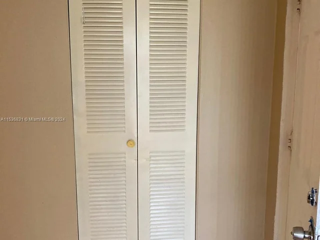 3045 NW 118th Dr # F, Coral Springs FL 33065