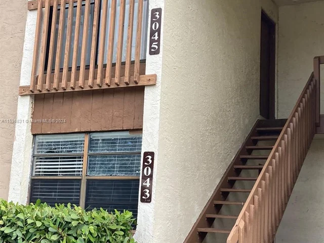 3045 NW 118th Dr # F, Coral Springs FL 33065