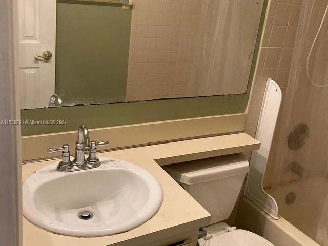 3045 NW 118th Dr # F, Coral Springs FL 33065