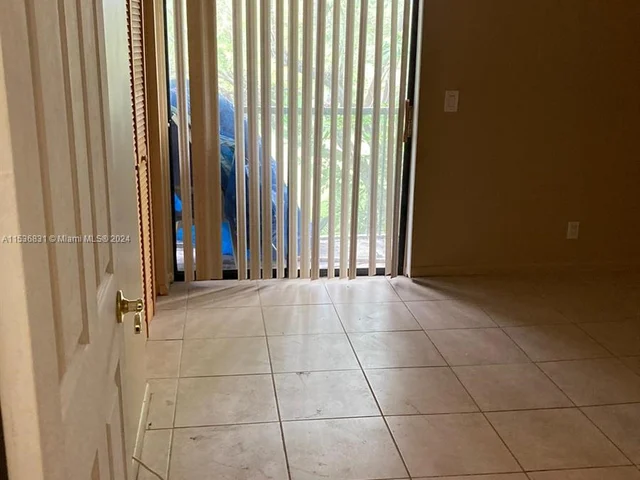 3045 NW 118th Dr # F, Coral Springs FL 33065