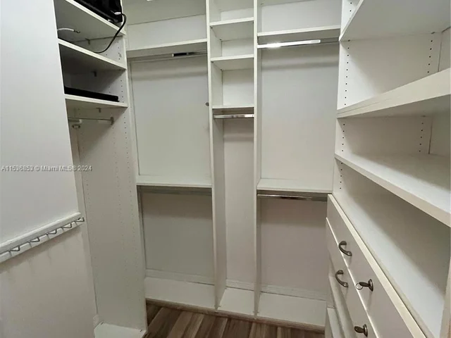 2623 SW 154th Ct, Miami FL 33185