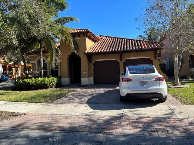 2623 SW 154th Ct, Miami FL 33185