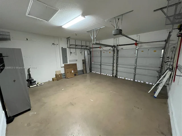 2623 SW 154th Ct, Miami FL 33185