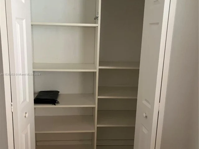 2623 SW 154th Ct, Miami FL 33185