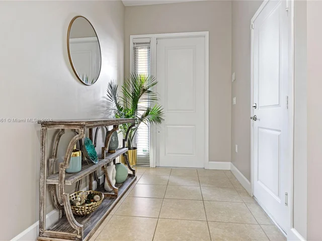 5412 NW 48th Ln, Tamarac FL 33319