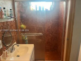 3250 NW 175th St, Miami Gardens FL 33056