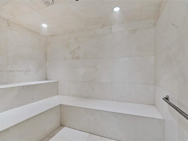 1643 Brickell Ave # 2901, Miami FL 33129