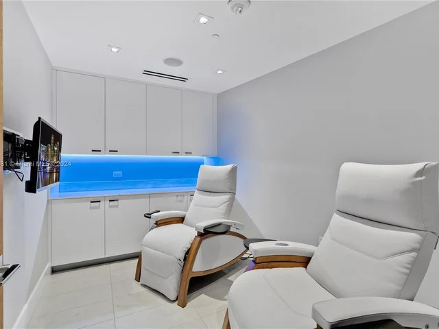 1643 Brickell Ave # 2901, Miami FL 33129