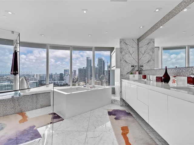 1643 Brickell Ave # 2901, Miami FL 33129