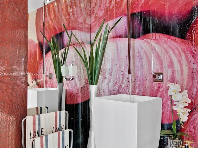 1643 Brickell Ave # 2901, Miami FL 33129