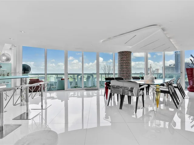 1643 Brickell Ave # 2901, Miami FL 33129