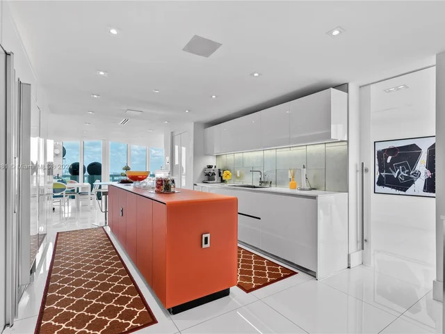 1643 Brickell Ave # 2901, Miami FL 33129