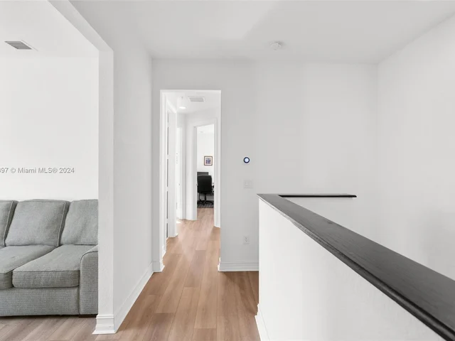 1423 SW 115th Ave, Pembroke Pines FL 33025