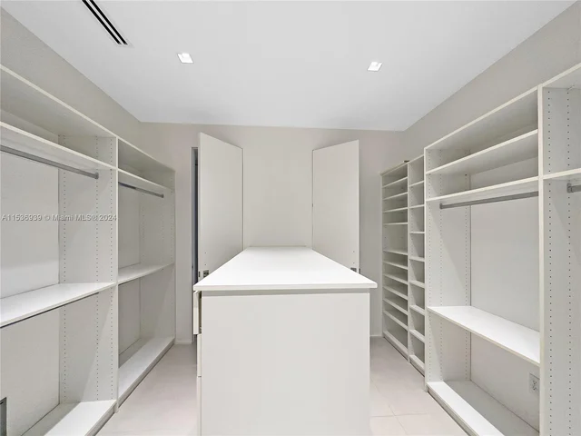 9601 Collins Ave # 1009, Bal Harbour FL 33154