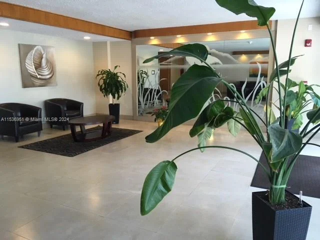16546 NE 26th Ave # 2H, North Miami Beach FL 33160