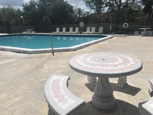 9769 NW 37th # 13, Sunrise FL 33351