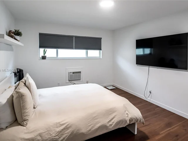 2100 NE 39th St # 408, Fort Lauderdale FL 33308