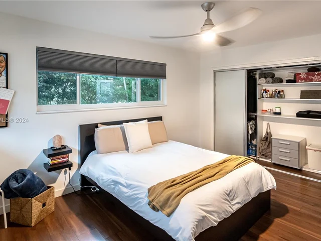 2100 NE 39th St # 408, Fort Lauderdale FL 33308