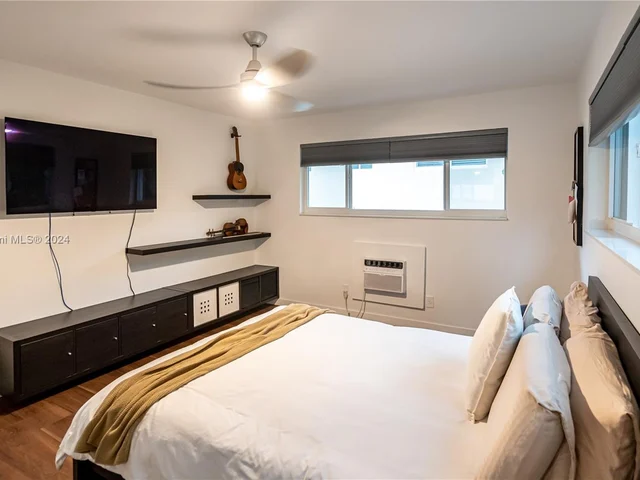 2100 NE 39th St # 408, Fort Lauderdale FL 33308