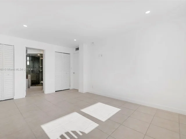 201 N Ocean Blvd # 107, Pompano Beach FL 33062